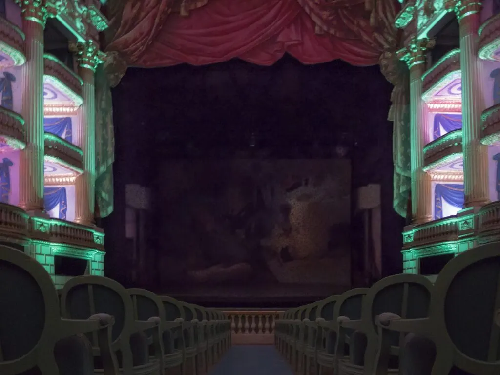 découvrez l'univers captivant du drama, où les émotions s'entremêlent et les intrigues se déploient. plongez dans des histoires poignantes qui explorent les relations humaines, les conflits intérieurs et les rebondissements surprenants, vous tenant en haleine à chaque épisode.