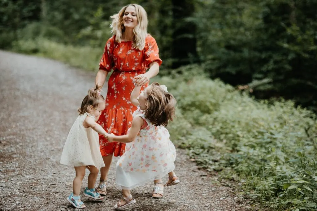 découvrez des vacances en famille abordables qui allient détente, aventure et économies. profitez de destinations idéales pour tous les âges, avec des activités variées et des hébergements confortables, tout en respectant votre budget.