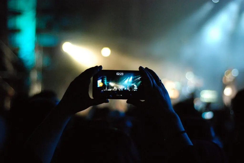 découvrez les derniers événements passionnants et enrichissants qui vous attendent. que ce soit des concerts, des festivals, des expositions ou des conférences, restez informé des activités incontournables de votre région et vivez des moments inoubliables.
