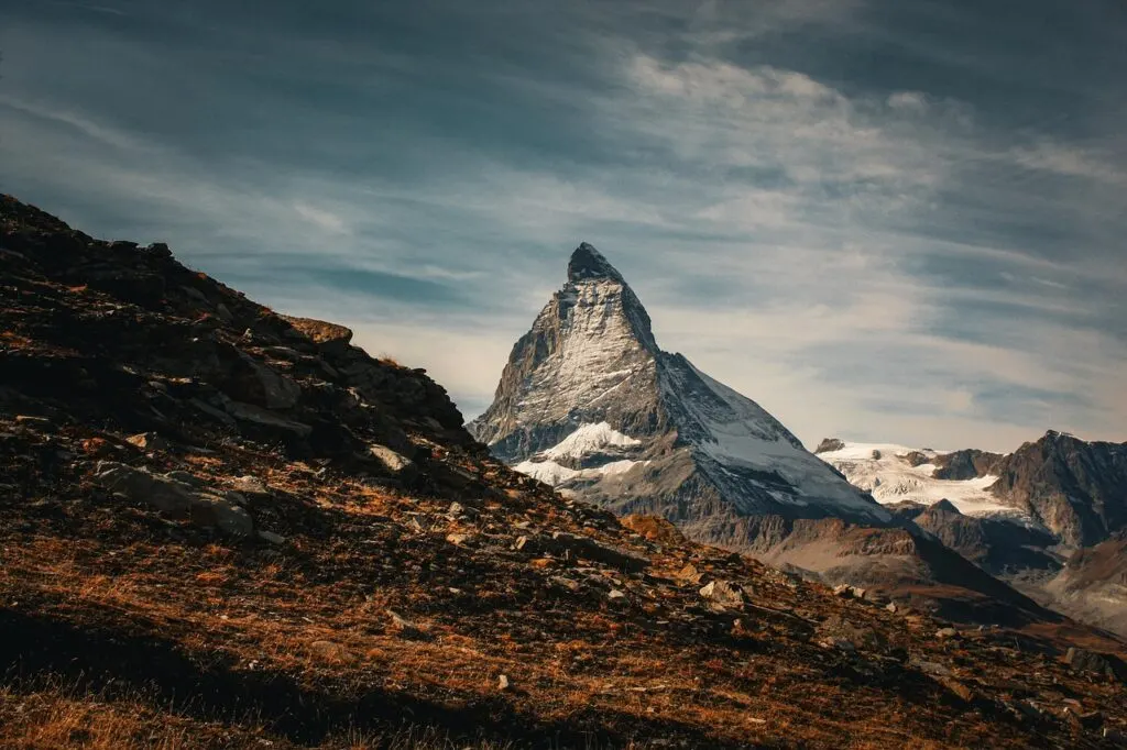 découvrez les meilleures randonnées printanières à travers des paysages éblouissants. profitez de la nature qui s'éveille, des fleurs en fleurs et des températures douces pour explorer des sentiers adaptés à tous les niveaux. partez à l'aventure et laissez-vous séduire par la beauté du printemps lors de vos escapades en pleine nature.