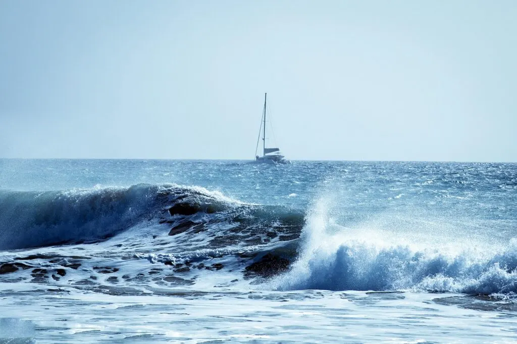 découvrez les tempêtes : leur formation, leurs impacts sur l'environnement et la vie quotidienne, ainsi que des conseils pour se préparer et rester en sécurité lors de ces événements météorologiques extrêmes.
