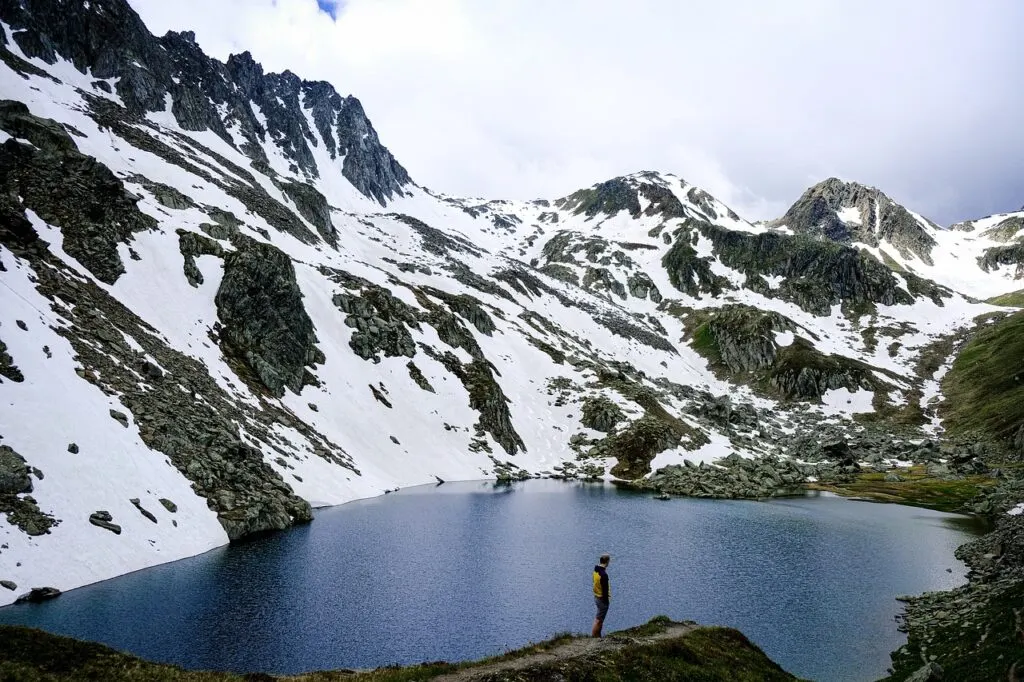 découvrez l'univers captivant du trail, une aventure en pleine nature qui allie endurance, exploration et sensations fortes. que vous soyez débutant ou coureur expérimenté, plongez dans des paysages à couper le souffle tout en améliorant votre forme physique.