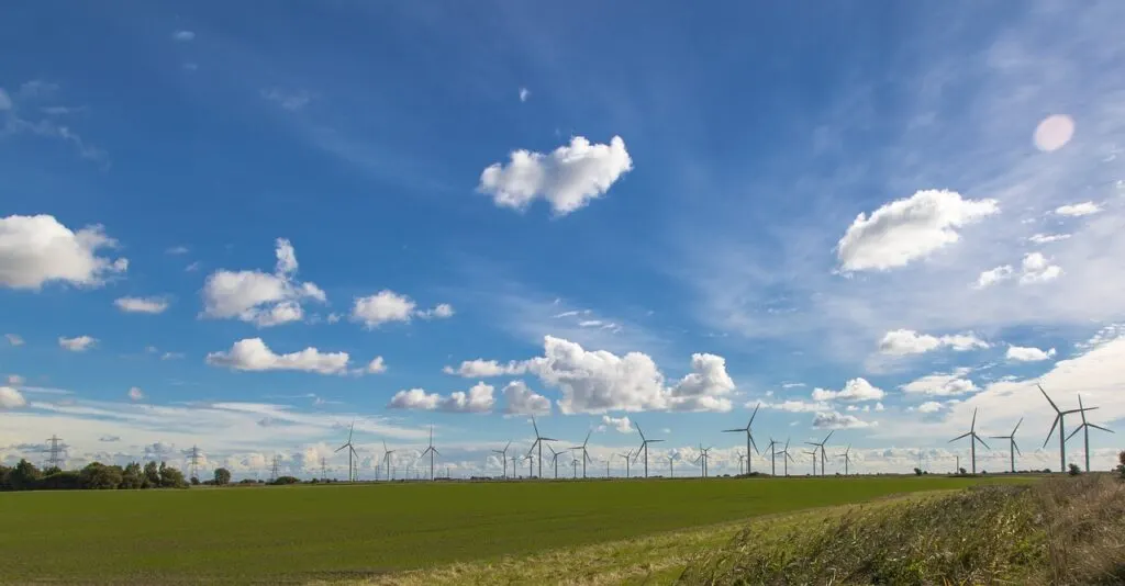 découvrez l'énergie renouvelable grâce aux parcs éoliens, des installations innovantes qui transforment la force du vent en électricité propre et durable. informez-vous sur leur fonctionnement, leurs avantages écologiques et leur contribution à la transition énergétique.
