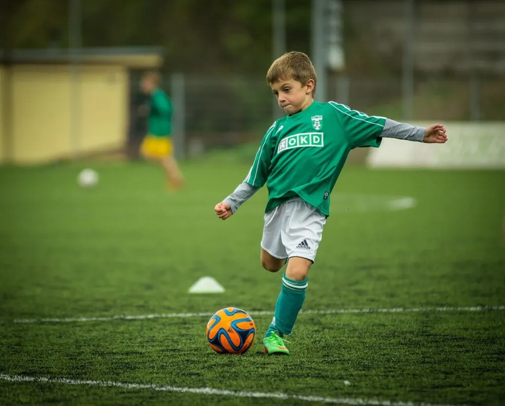 découvrez tout l'univers du football : actualités, matchs, équipes, joueurs et analyses. restez informé sur les compétitions nationales et internationales, et plongez dans la passion du ballon rond.