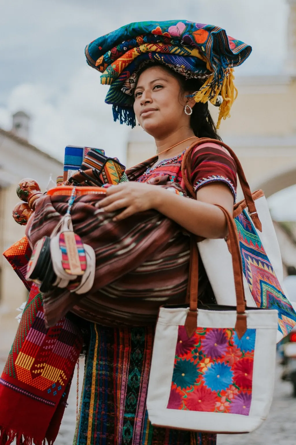 découvrez le savoir-faire unique des artisans, leur passion pour les métiers traditionnels et les créations authentiques qui valorisent l'artisanat local.