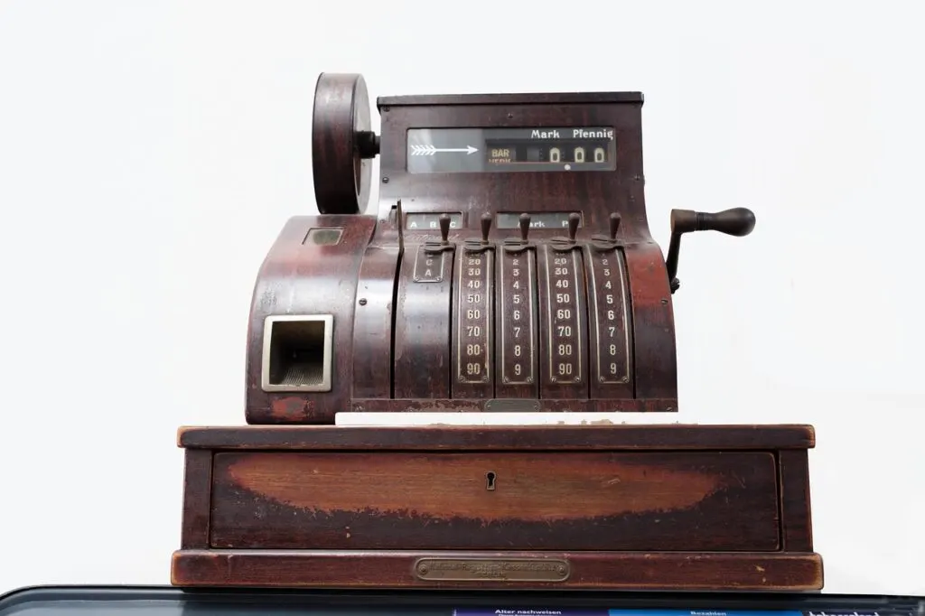 découvrez comment une cash machine optimise vos transactions bancaires en toute sécurité, avec un accès rapide à votre argent 24h/24. idéale pour gérer vos finances facilement et efficacement.