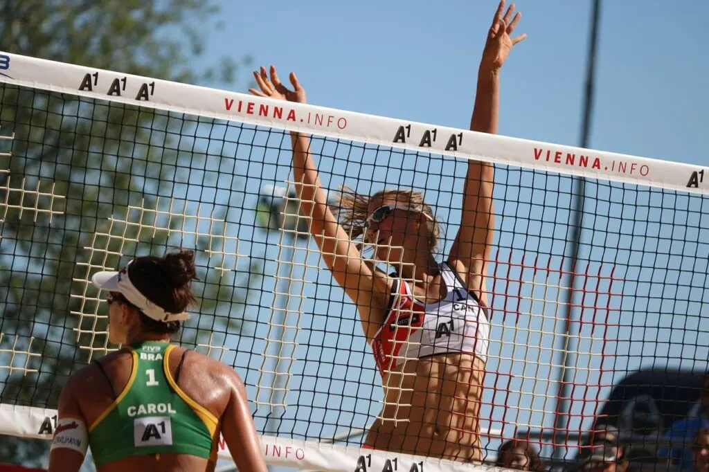 découvrez les meilleurs tours de volleyball pour améliorer votre technique et profiter pleinement de ce sport passionnant. conseils, astuces et entraînements pour tous les niveaux.