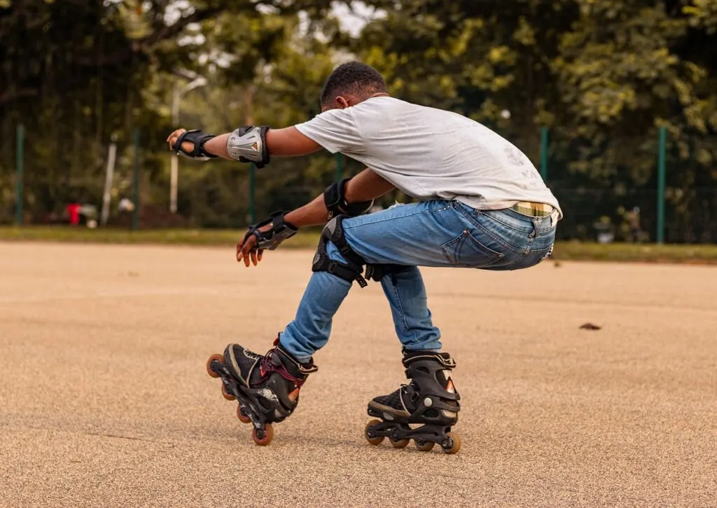 découvrez la plus grande piste de roller au monde, un espace immense pour pratiquer le roller dans une ambiance conviviale et sportive.