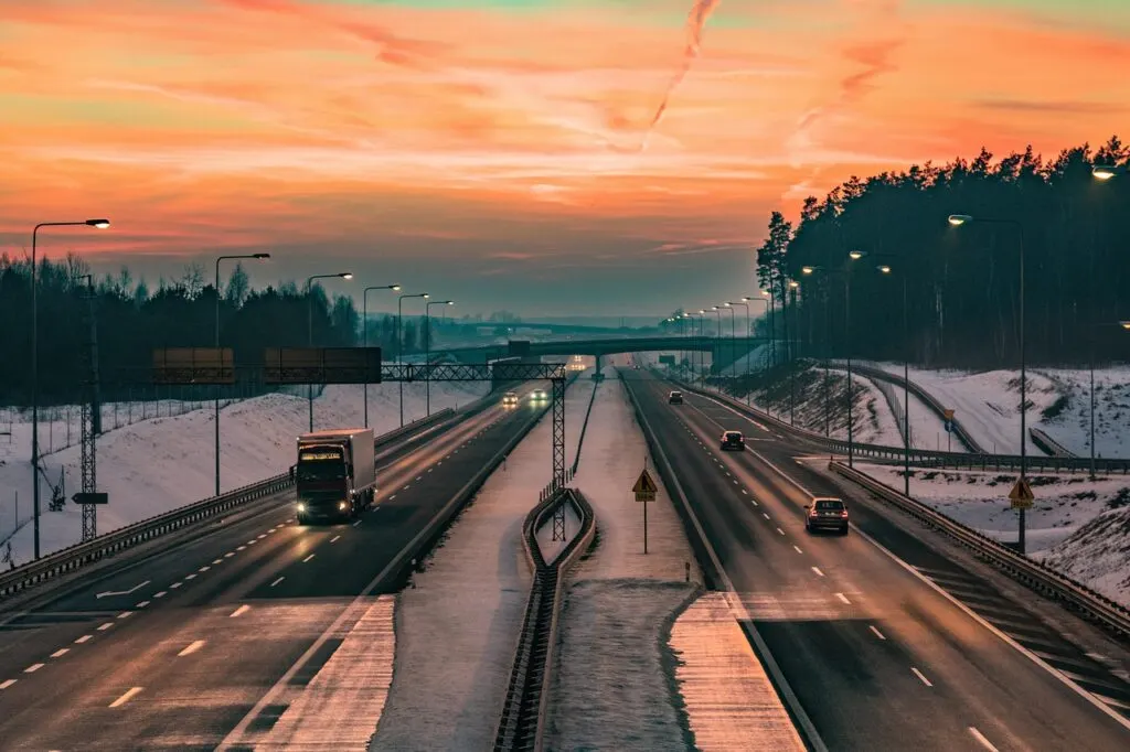 découvrez les autoroutes et routes principales de l'hérault pour un voyage facile et rapide à travers cette magnifique région du sud de la france.