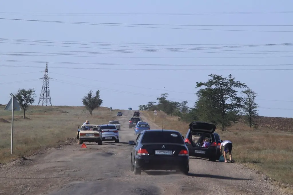 découvrez des informations essentielles sur les accidents de la route graves, leurs causes, conséquences et conseils pour la prévention et la sécurité routière.