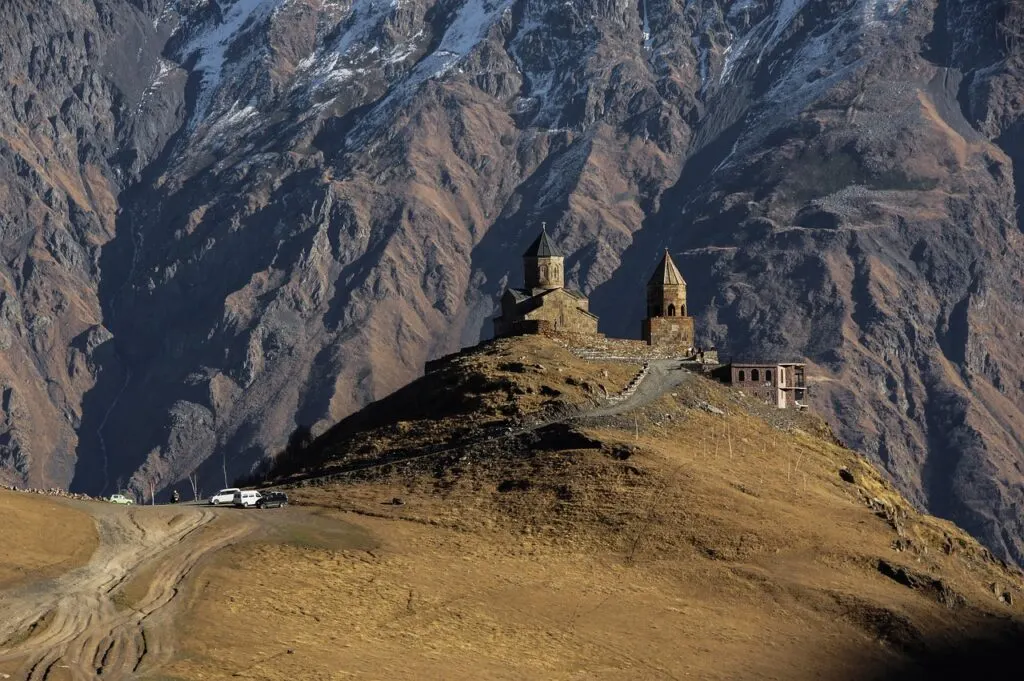 découvrez les géoparcs mondiaux de l'unesco, des sites remarquables qui préservent le patrimoine géologique exceptionnel tout en promouvant l'éducation, le tourisme durable et le développement local.