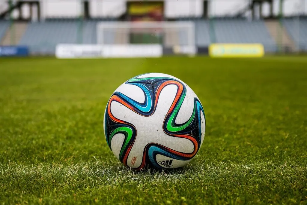 découvrez les temps forts et les résultats passionnants de la demi-finale de football à lodève. suivez l'action intense et soutenez votre équipe locale dans cette compétition mémorable.