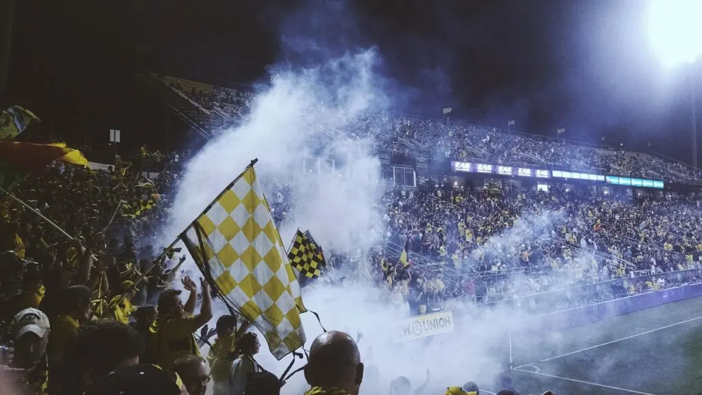 suivez la demi-finale passionnante de football à lodève, avec les meilleurs moments, analyses et résultats en direct. ne manquez rien de cet événement sportif incontournable !