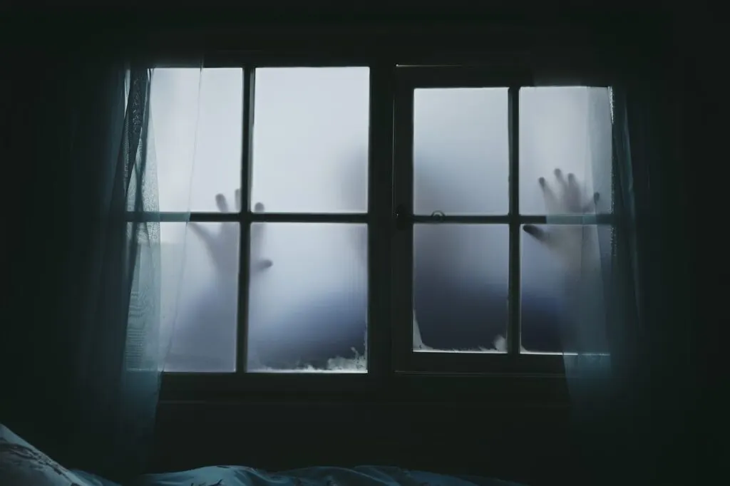 plongez dans un univers captivant rempli d'énigmes et de suspense où chaque mystère attend d'être dévoilé.