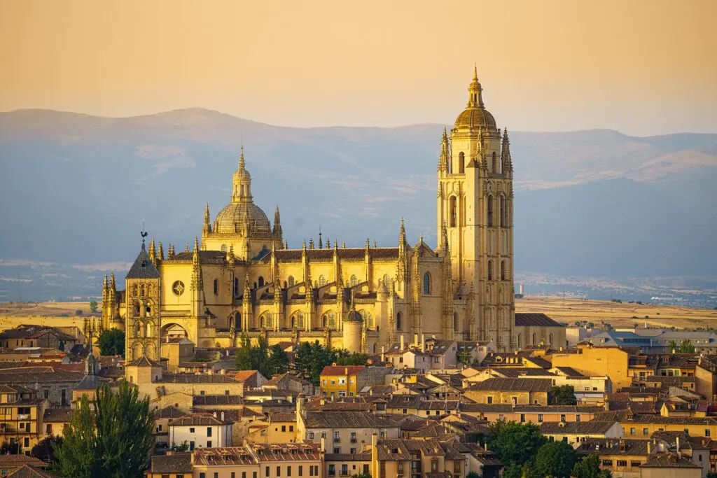 découvrez les meilleures destinations touristiques, conseils de voyage et idées d'activités pour vos prochaines vacances.