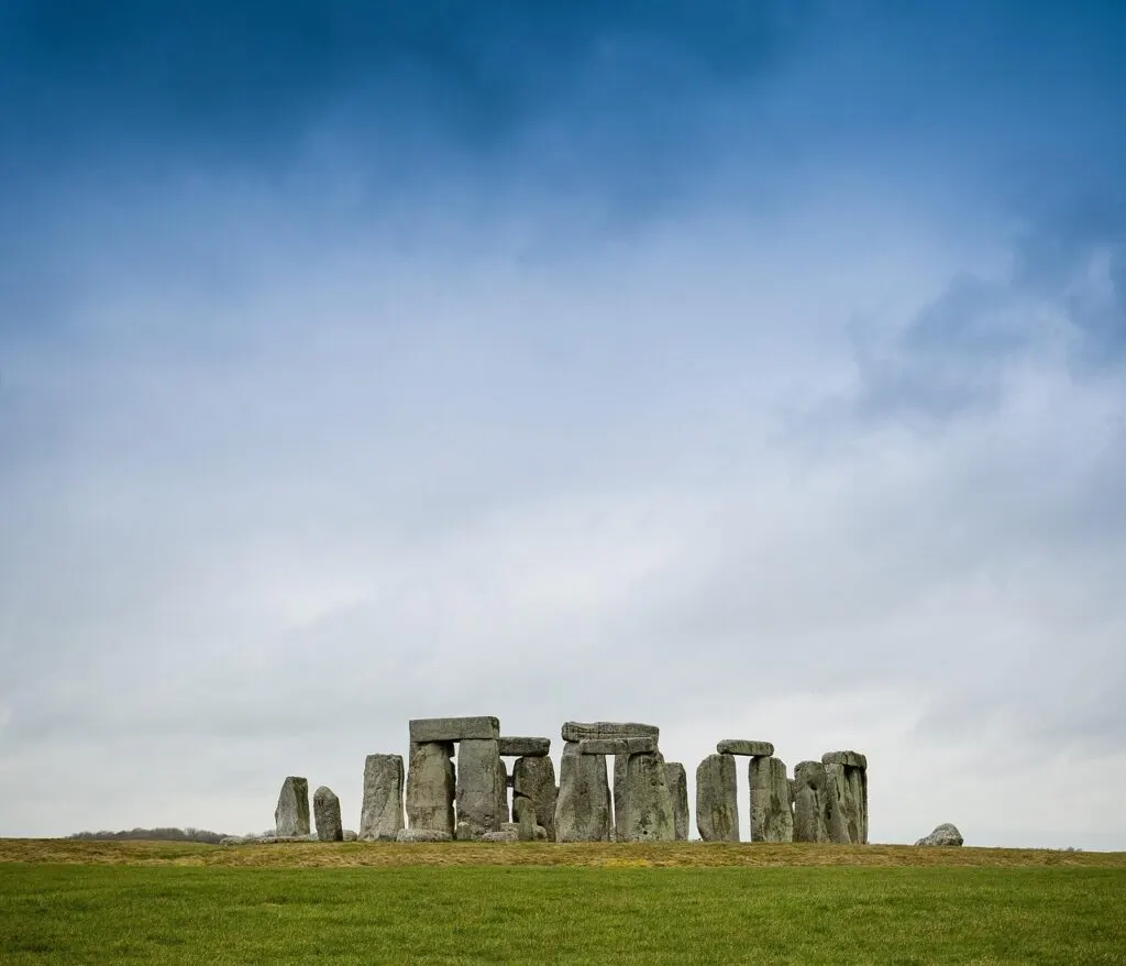 explorez le monde fascinant de l'archéologie, découvrez les découvertes historiques et les trésors anciens qui révèlent l'histoire de nos civilisations.