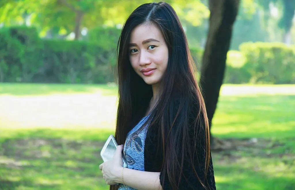 découvrez les tendances coiffure estivales avec nos idées de couleurs de cheveux pour l'été. illuminez votre look avec des teintes vibrantes et naturelles parfaites pour la saison chaude.