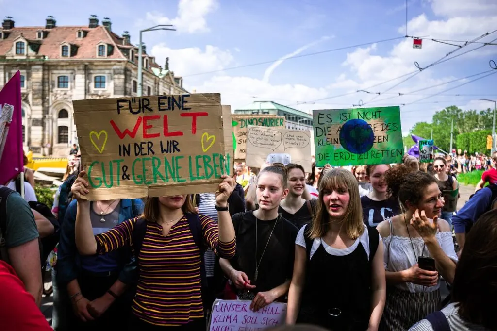 découvrez tout sur le climat : ses variations, impacts environnementaux et solutions pour un avenir durable.
