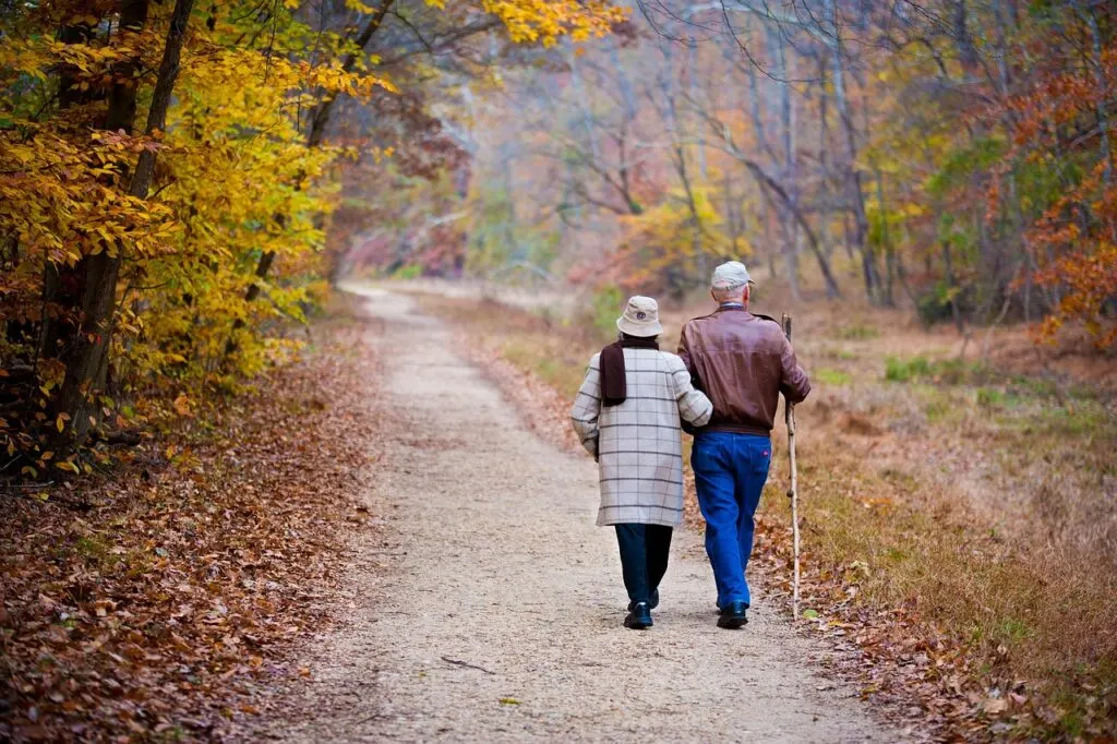 découvrez l'essence du couple, ses défis, ses joies et comment construire une relation épanouissante et durable.