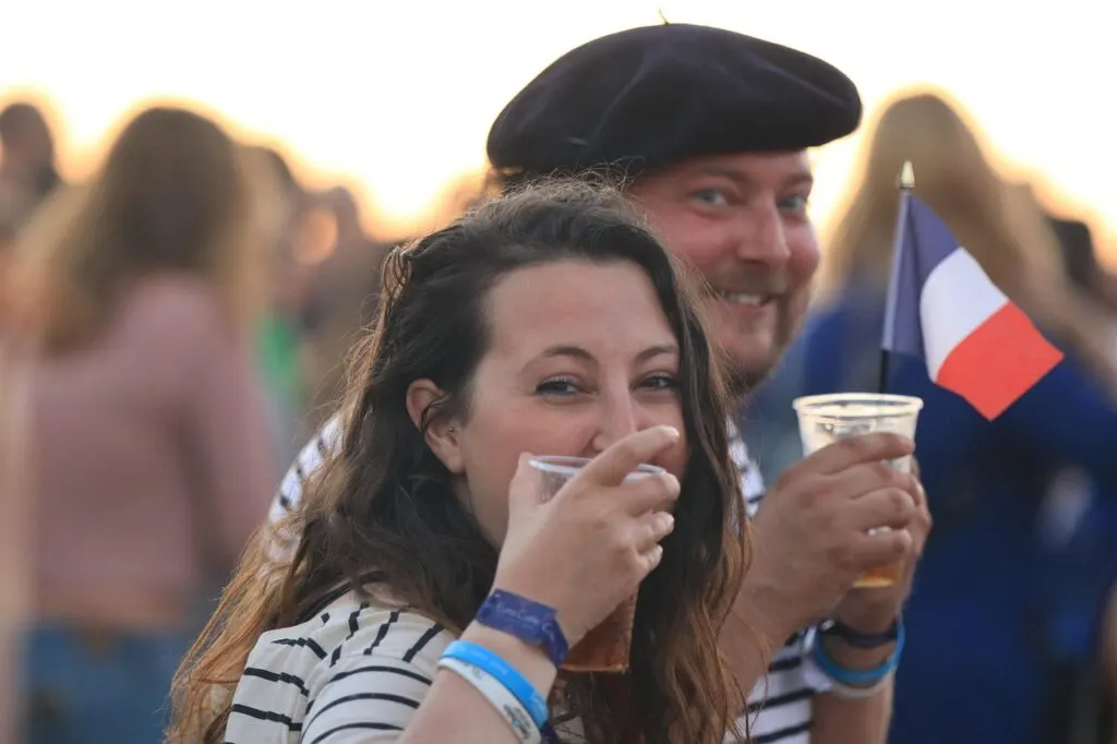 découvrez les villages français préférés pour 2026, des destinations authentiques riches en culture, charme et tradition.