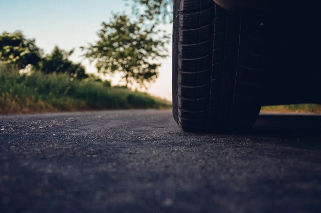 votre compagnon idéal pour un road trip de vacances inoubliable : conseils, astuces et incontournables pour une aventure réussie sur la route.