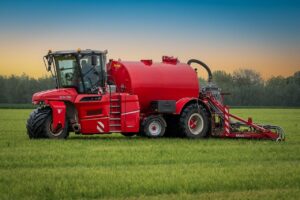 Hérault : La crise agricole en chiffres – 5 000 agriculteurs bénéficient de 9 800€ d’aide gouvernementale, selon le préfet
