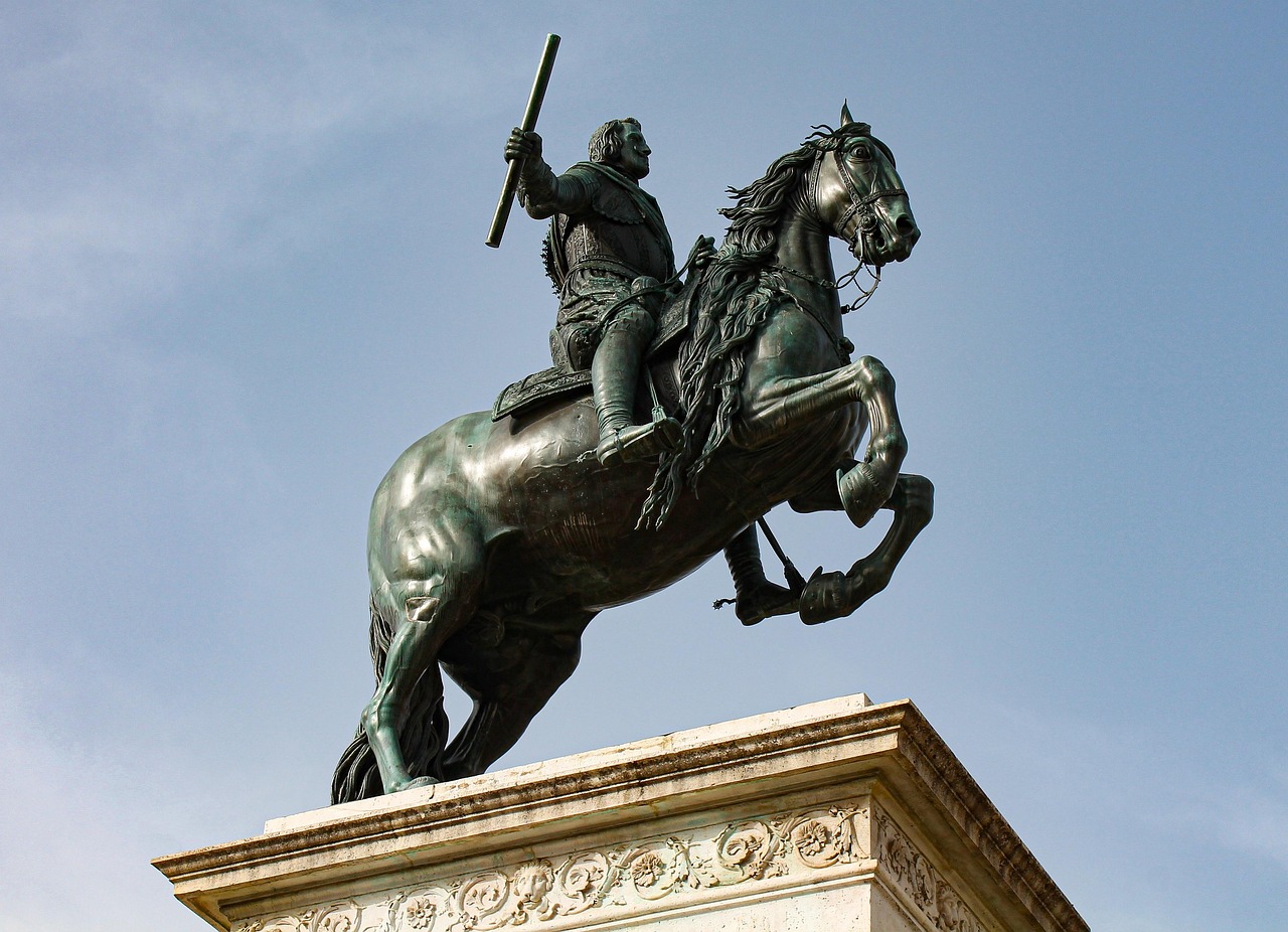 découvrez des promenades historiques fascinantes qui vous plongeront au cœur du passé. explorez des sites emblématiques, admirez l'architecture ancienne et apprenez des anecdotes captivantes en flânant dans des villes riches en histoire.