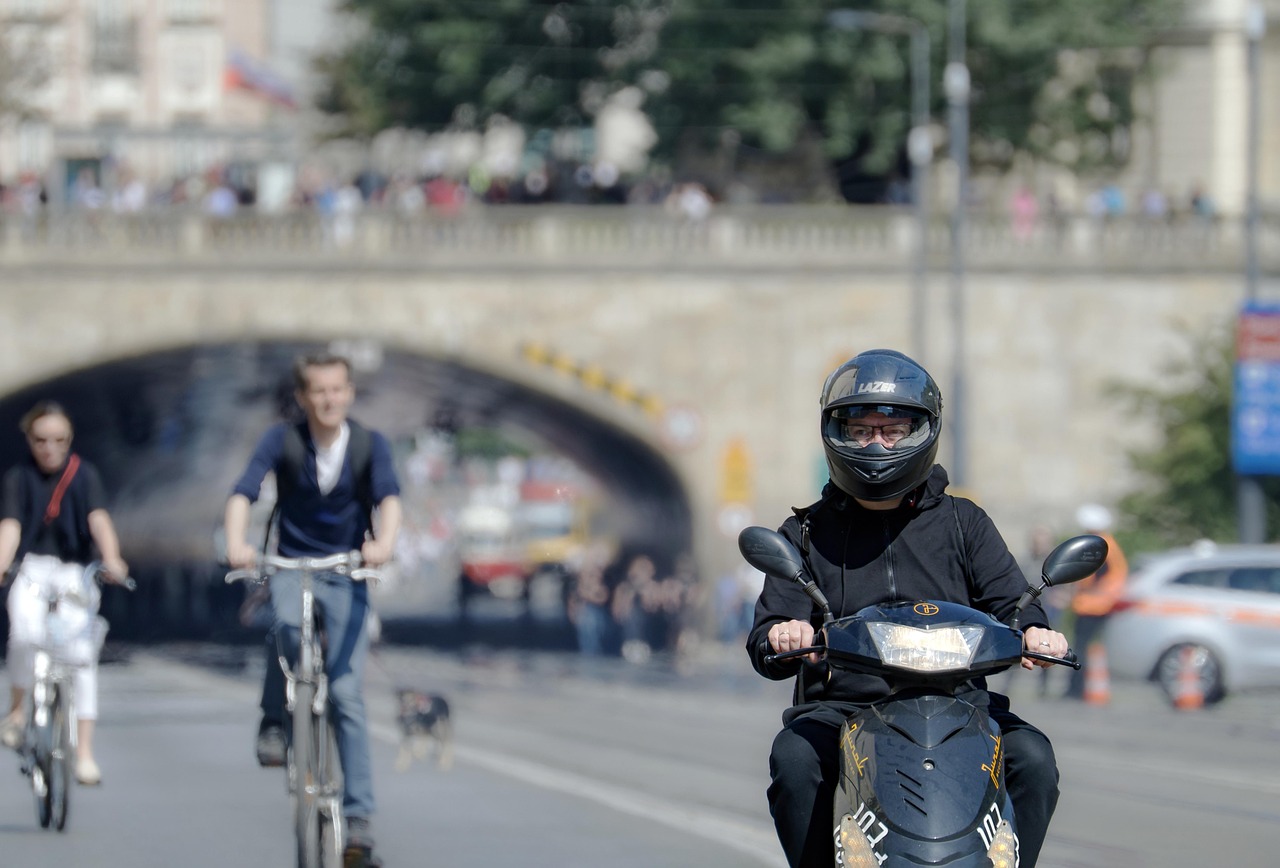 découvrez l'univers passionnant des motocyclistes ! explorez des conseils de sécurité, des astuces d'entretien, et des récits d'aventures sur deux roues, tout en partageant la passion de la moto avec une communauté dynamique.