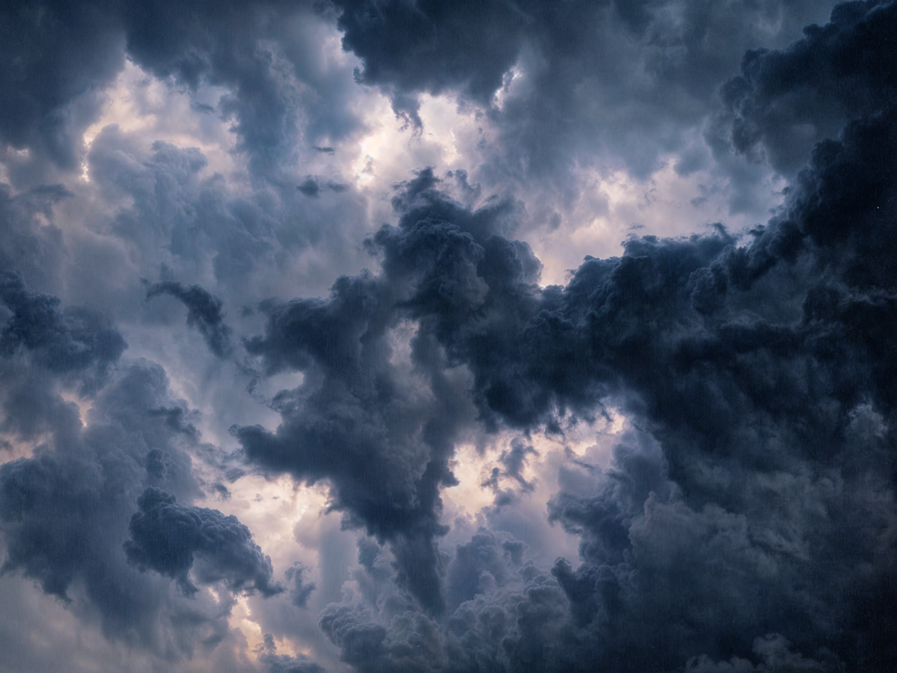 découvrez tout ce qu'il faut savoir sur les orages : formation, impact, sécurité et conseils pour mieux les comprendre et les affronter. préparez-vous à appréhender les phénomènes météorologiques qui perturbent notre quotidien.