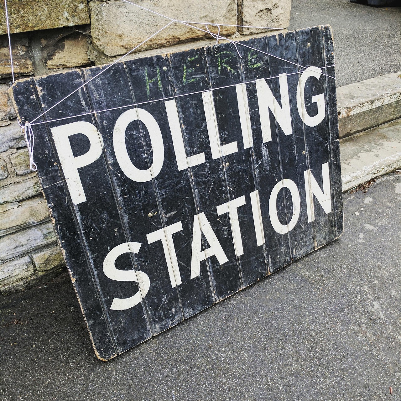 découvrez tout ce qu'il faut savoir sur les élections municipales 2026 : dates clés, candidats, enjeux et résultats pour bien préparer votre vote.
