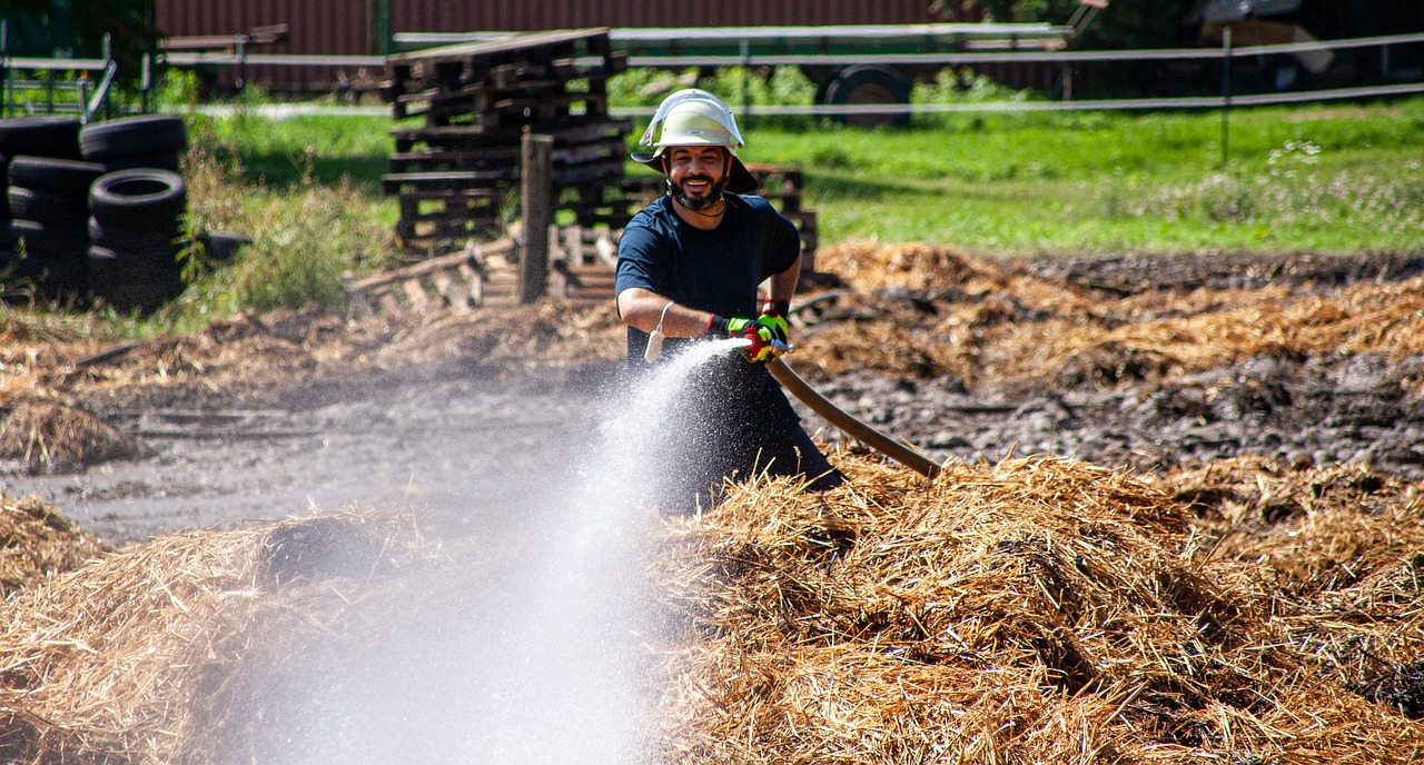 découvrez les techniques et équipements essentiels du firefighting pour assurer la sécurité et intervenir efficacement en cas d'incendie.