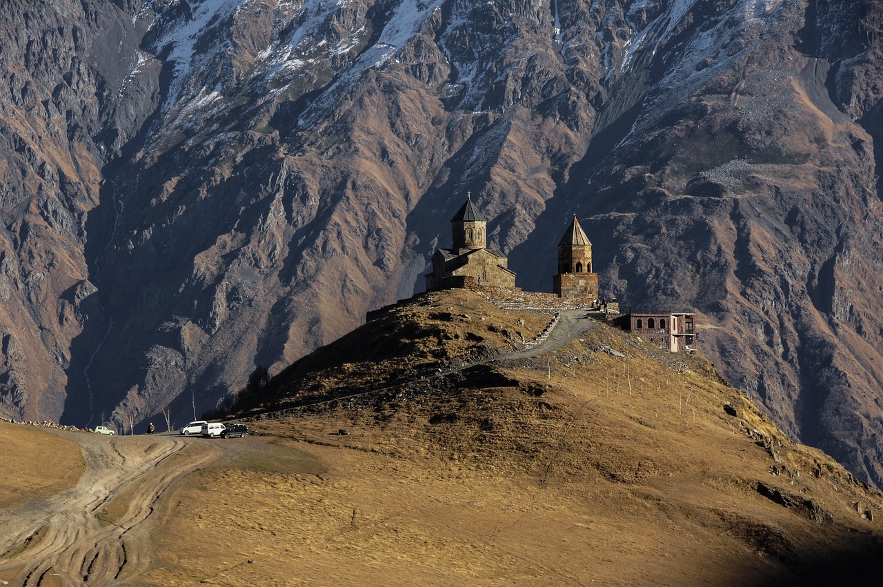 découvrez les géoparcs mondiaux de l'unesco, des sites remarquables qui préservent le patrimoine géologique exceptionnel tout en promouvant l'éducation, le tourisme durable et le développement local.