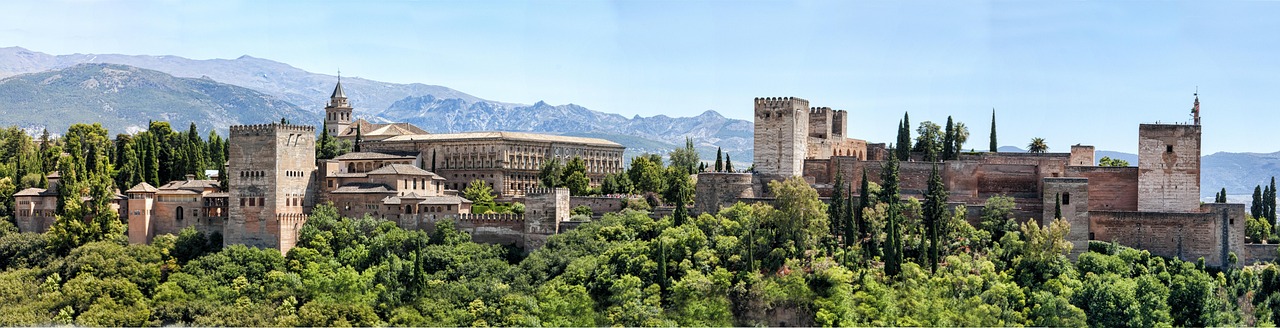 découvrez l'andalousie, une région riche en histoire, culture, paysages magnifiques et traditions vibrantes au cœur de l'espagne.