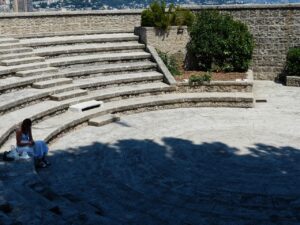 Antoine Dupont ovationné à Marseille : Iris Mittenaere le rejoint pour un week-end inoubliable…