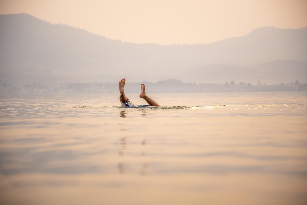 découvrez la plage naturiste idéale pour profiter du soleil et de la mer en toute liberté dans un cadre naturel et respectueux.