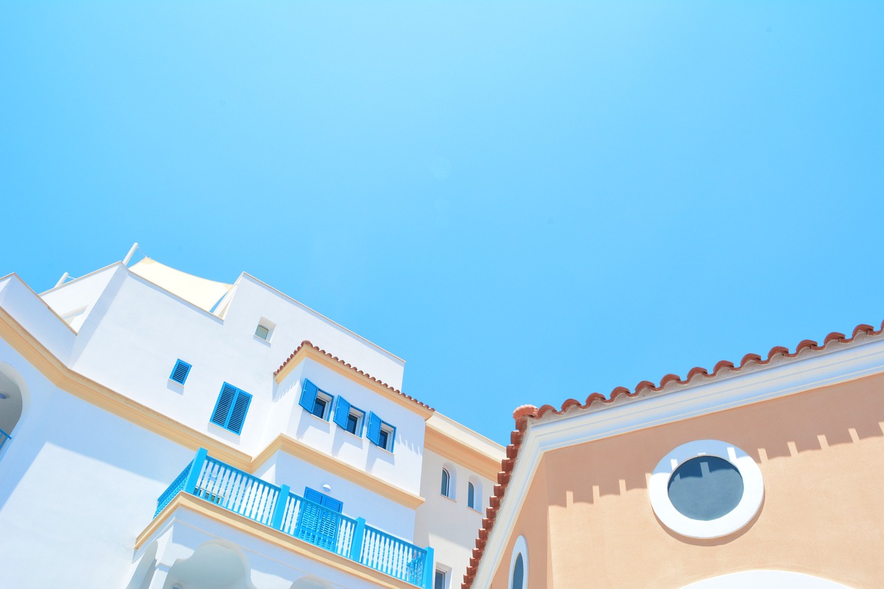 découvrez les tendances des prix de l'immobilier à clermont-l'hérault en août 2026. analyse des variations du marché pour mieux investir.